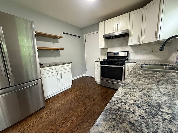 5th image of 4001 E Red Bridge Rd