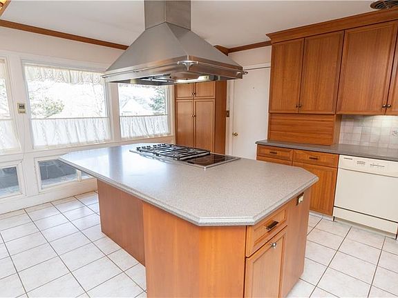 4th image of 41 Wileman Ave