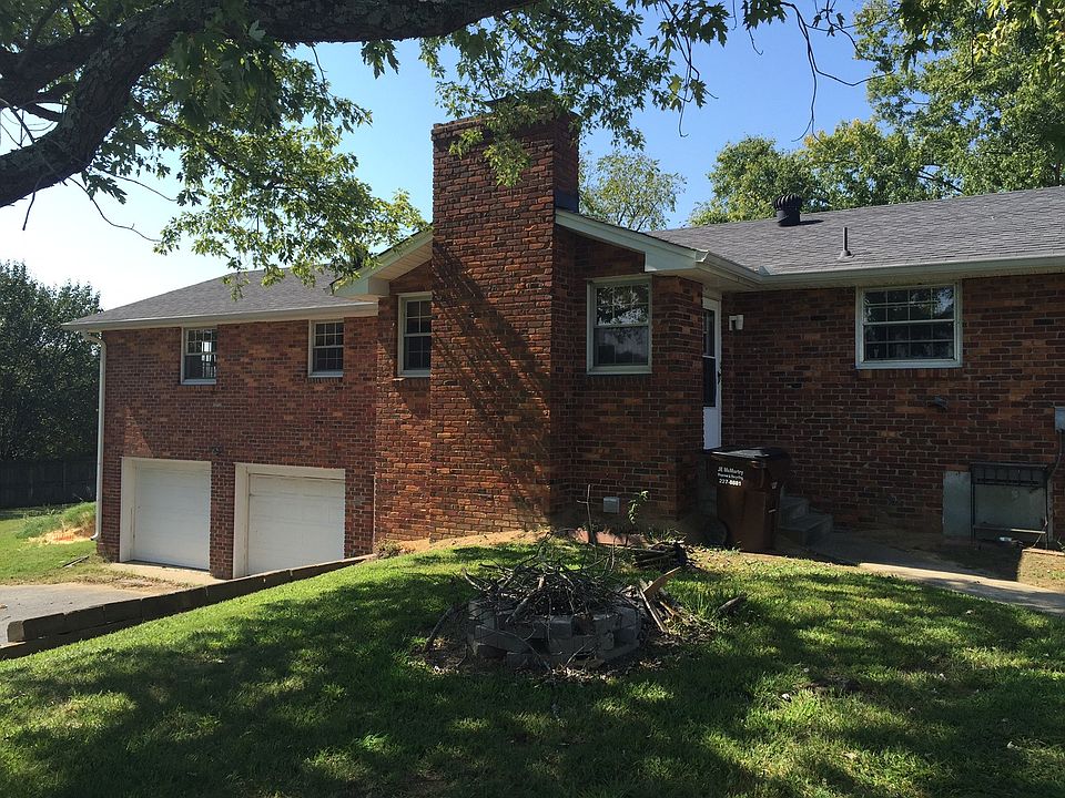 2nd image of 1645 Hudson Rd