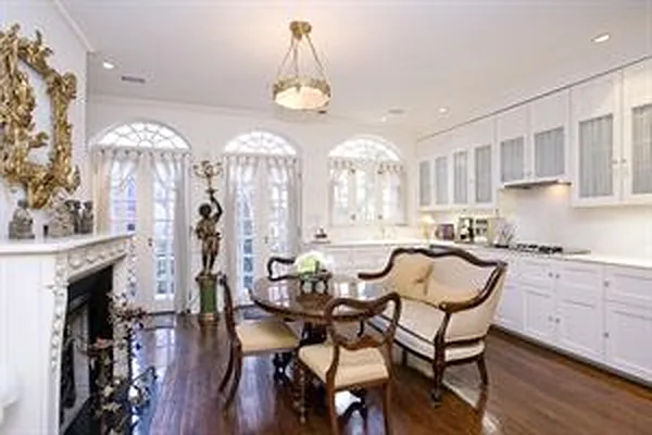 Sold by Douglas Elliman | media 17