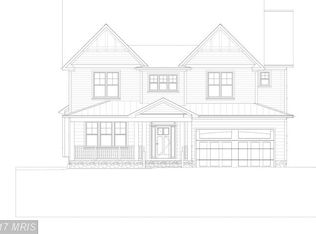 2127 Haycock Rd, Falls Church, VA 22043