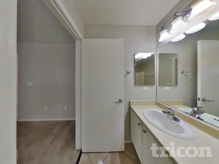 5292 Tipper Ave — Photo 10