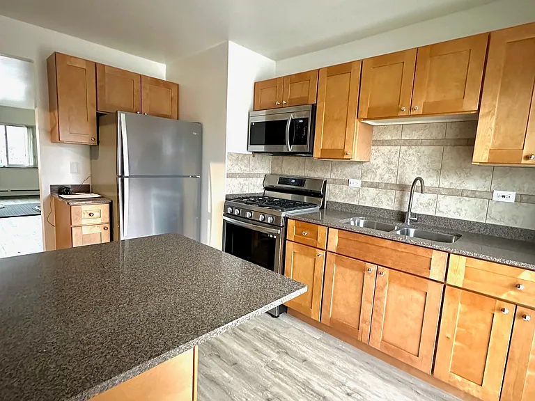 404 Inland Dr #2C — Photo 3