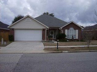 1204 Hillcrest Xing E, Mobile, AL 36695