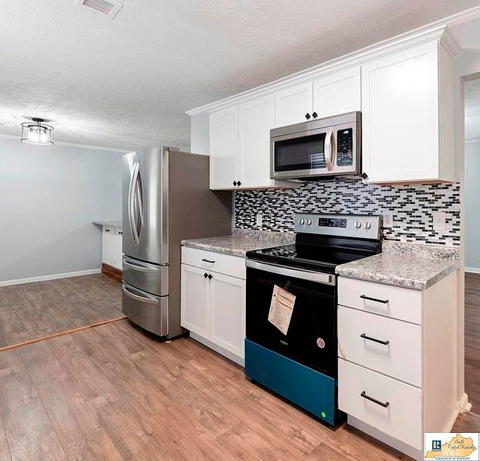 1st image of 103 Stewart Dr