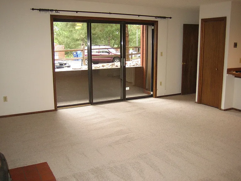 1919 Centennial Dr — Photo 2