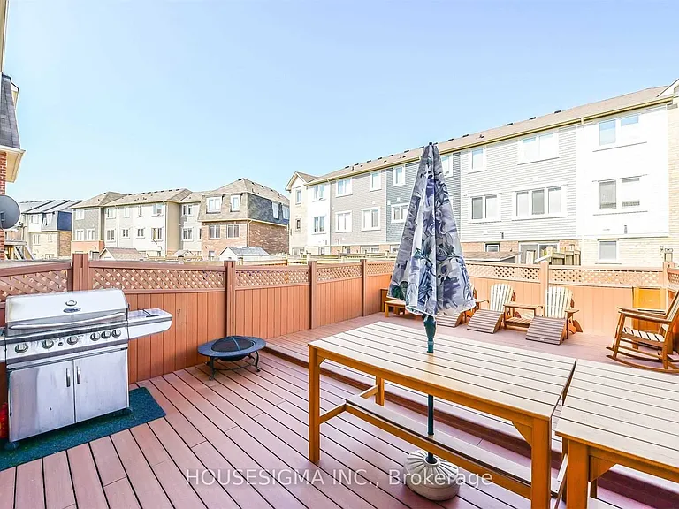 92 Lathbury St — Photo 17