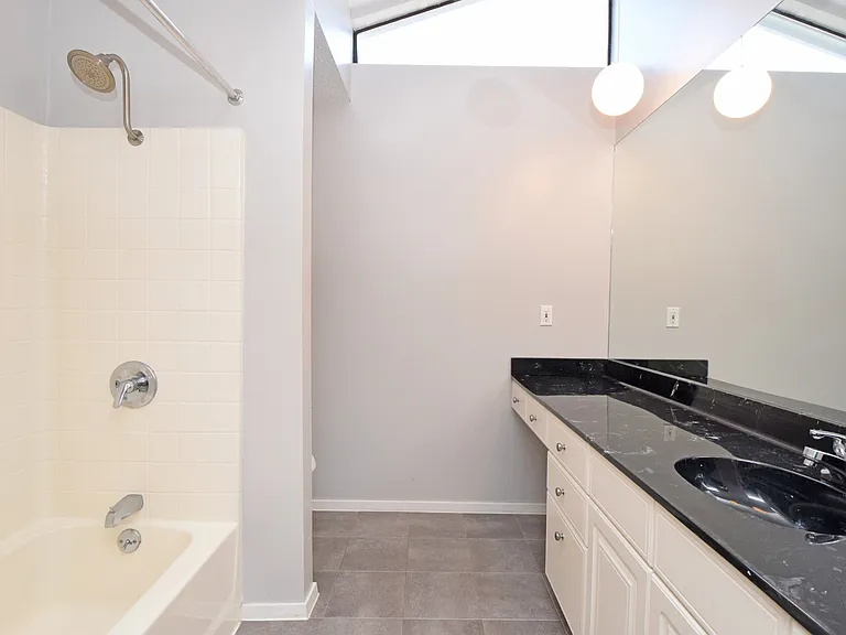 12005 Cabana Ln — Photo 25