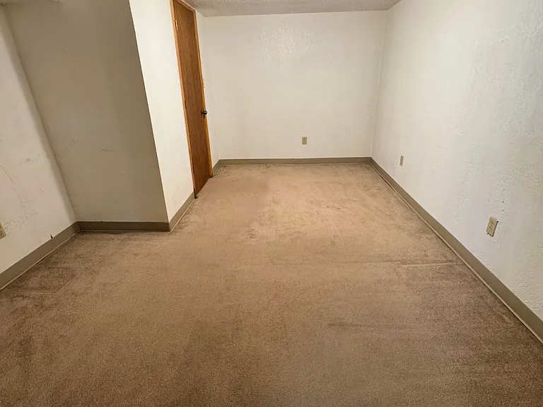 11755 Old Halls Ferry Rd — Photo 24