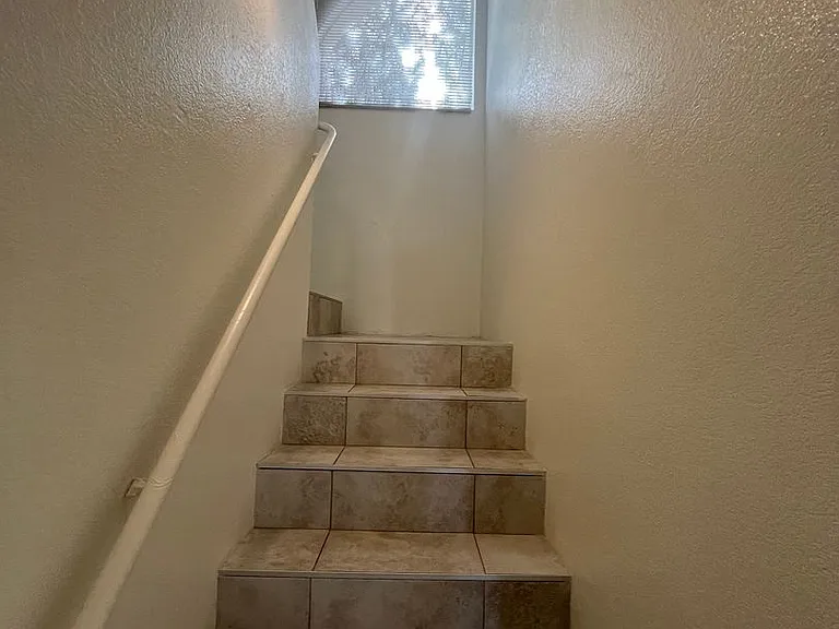 Mission Springs at Scottsdale — Photo 45