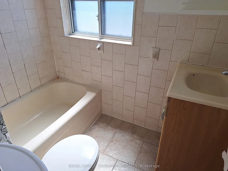 708 Wilson Ave #2 — Photo 9
