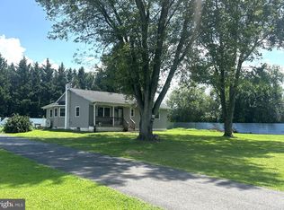 240 Round Top Rd, Chestertown, MD 21620