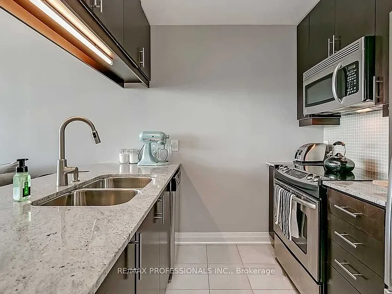 1055 Southdown Rd #1311 — Photo 18