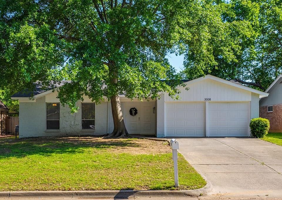 1st image of 3008 Lynnwood Dr