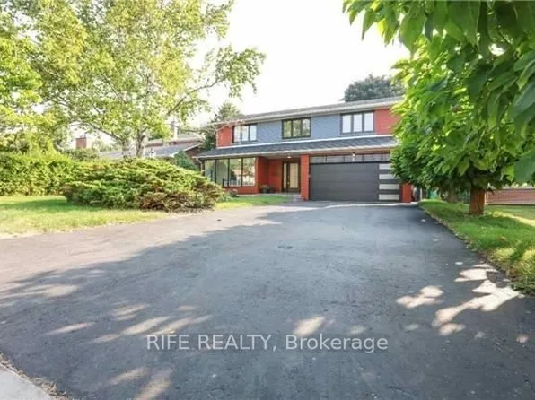 9 Gatehead Rd, Toronto, ON M2J 2P4
