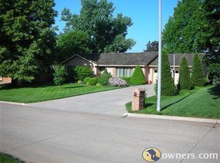 2024 N 103rd St, Omaha, NE 68134