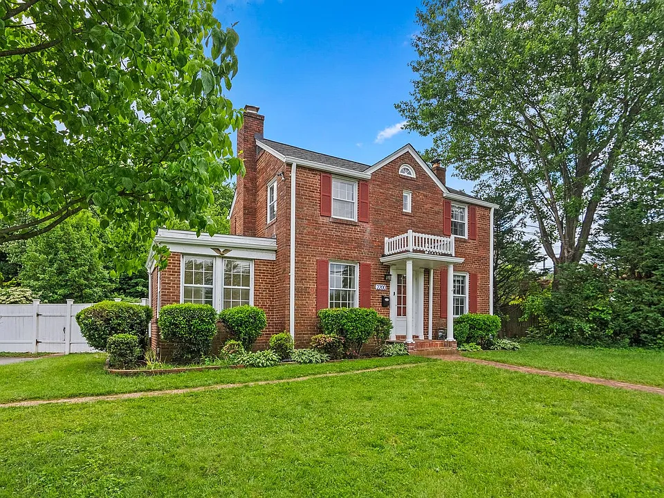 2200 Windham Ln