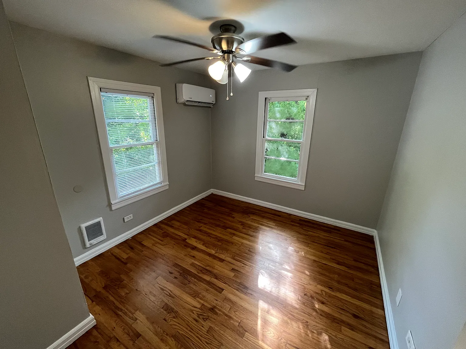3 bed, 992 sqft, $1,395 — Photo 4
