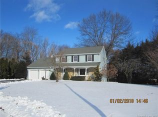 17 Michael Ln, Windsor, CT 06095
