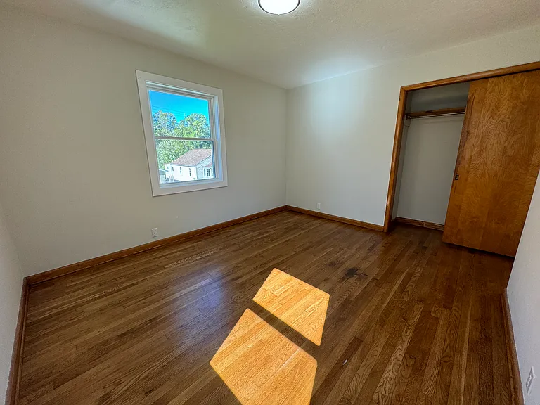 928 Meadow Dr — Photo 26