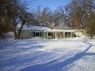 27644 N Forest Garden Rd, Wauconda, IL 60084