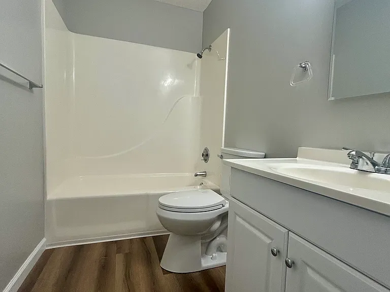 310 Watauga Dr #8 — Photo 7
