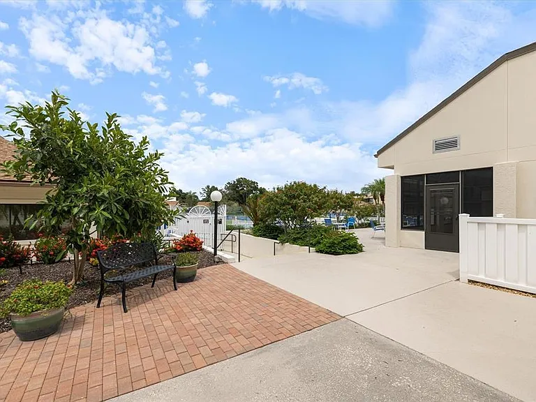 618 Bird Bay Dr S #110 — Photo 22