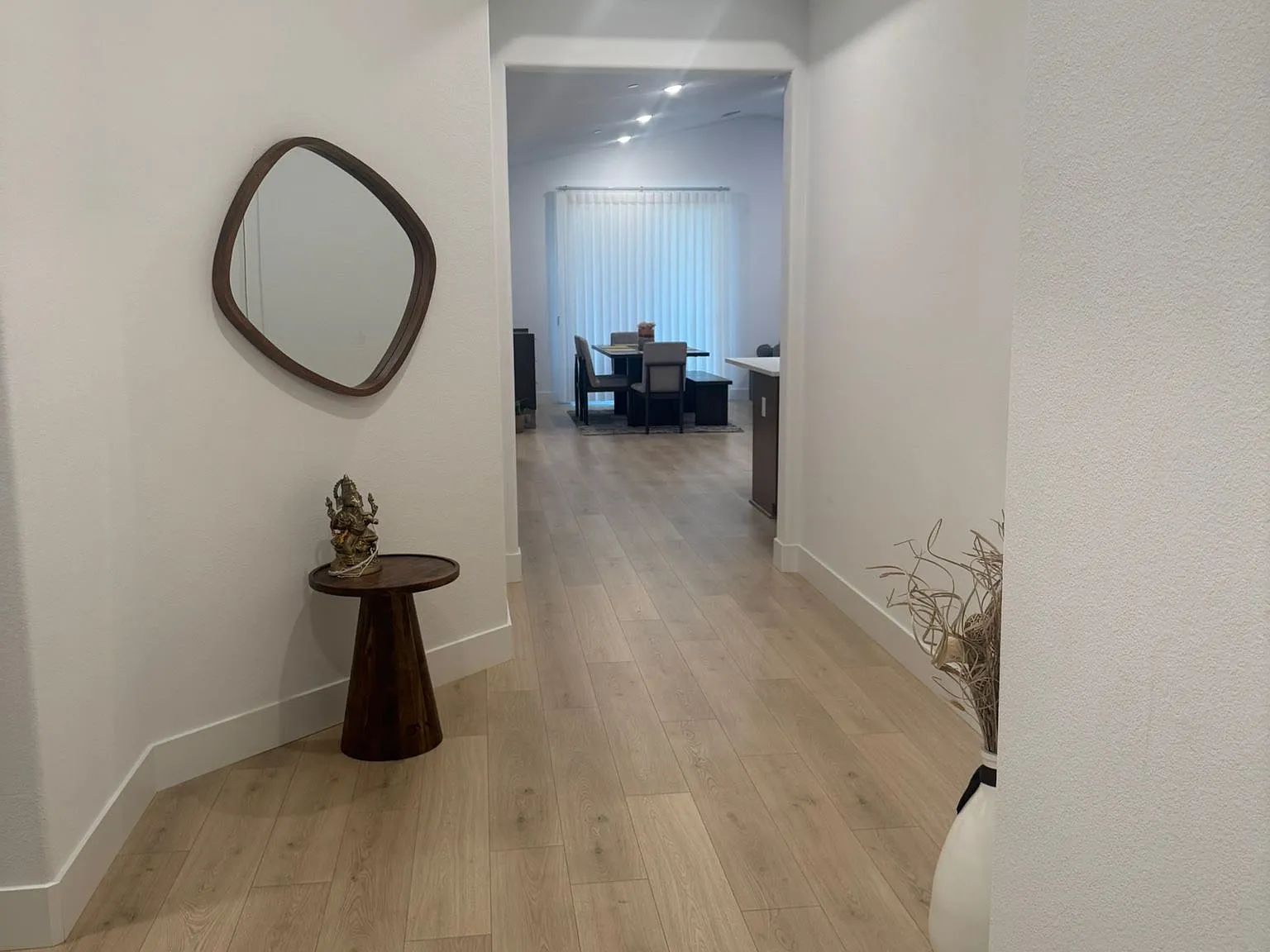 3 bed, 1785 sqft, $3,700 — Photo 1