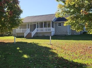 714 Broadway Rd, Darien Center, NY 14040