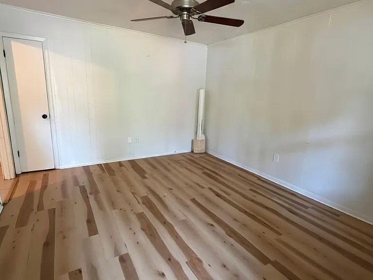 111 N Island View Ave — Photo 3