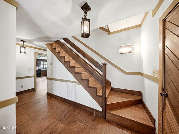 4th image of 8429 Bald Eagle Lane