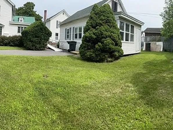 131 Montcalm Ave, Plattsburgh, NY 12901