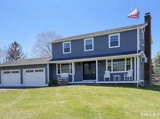 40 Sapphire St, Enfield, CT 06082