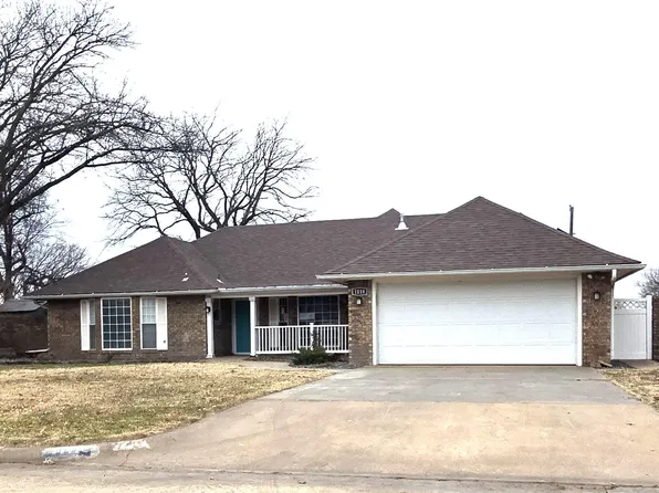 1118 S Hayes St, Enid, OK 73703