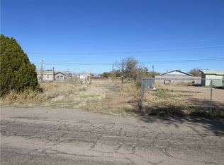 3571 E Lark Ln, Kingman, AZ 86409