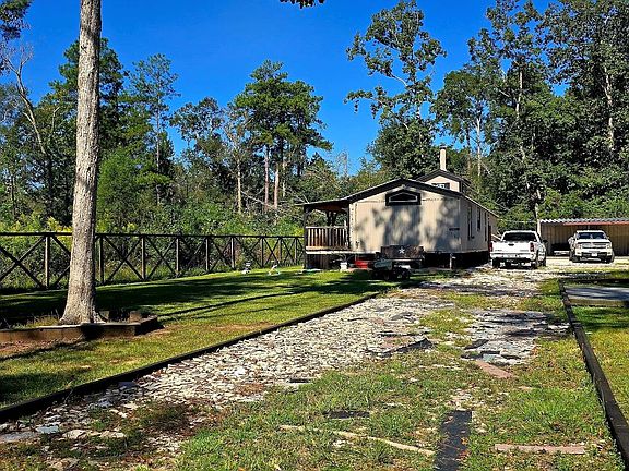 3rd image of 137 Wild Oak Rd