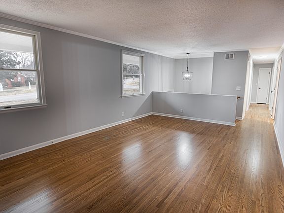4th image of 1256 Hillwood Dr