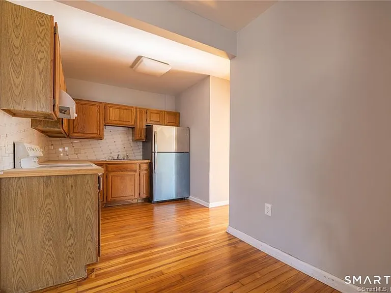 56 Park Ave #201 — Photo 14