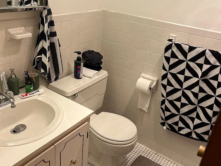 Batroom 2