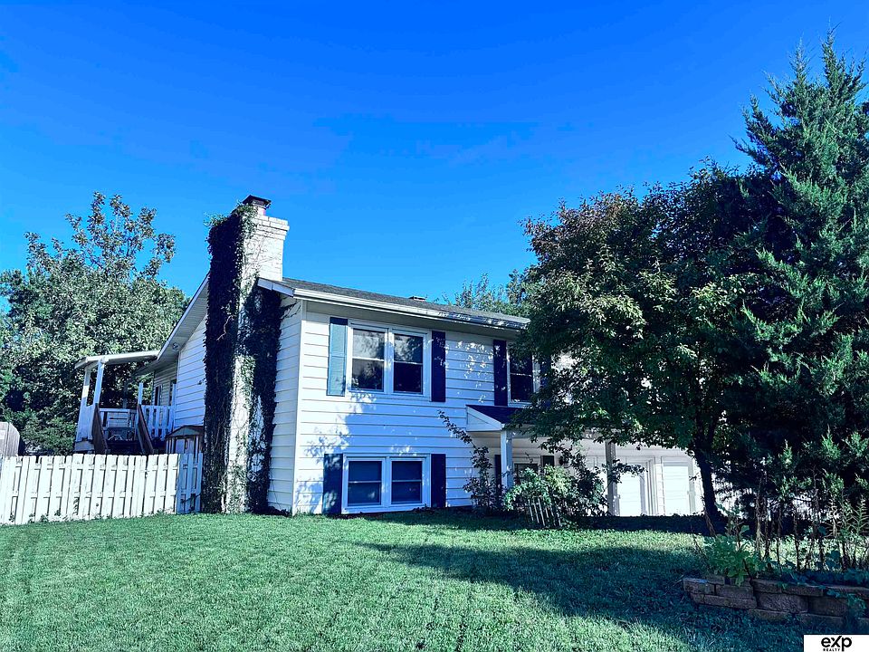 1st image of 4105 N 101st St
