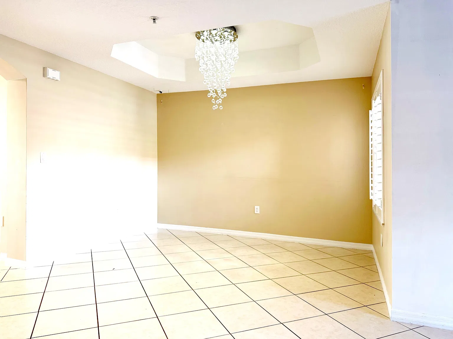 3 bed, 2.5 bath, 1747 sqft, $3,000 — Photo 3
