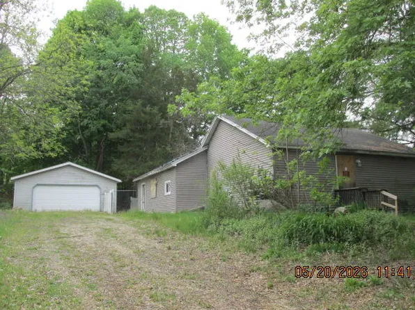 128 W Colfax St, Hastings, MI 49058