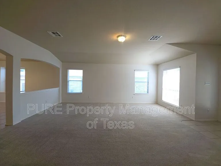 2609 Butler Way — Photo 14