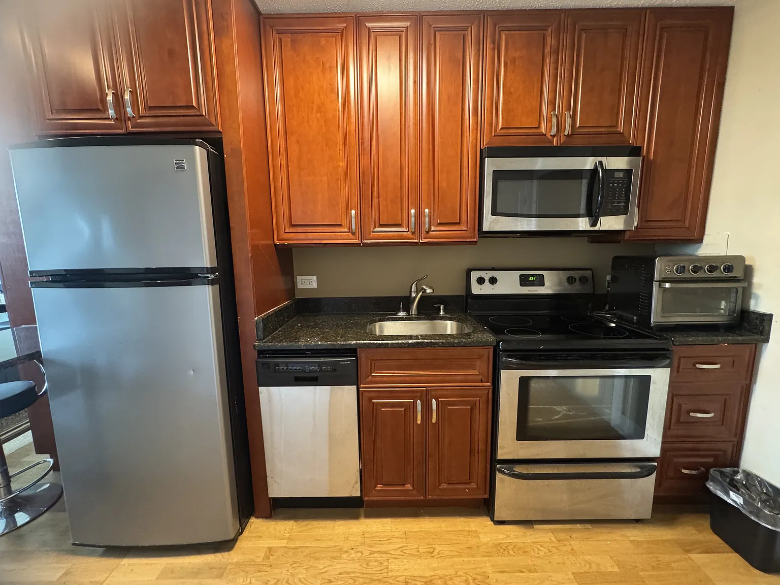 3600 North Lake Shore Drive - 716 — Photo 4