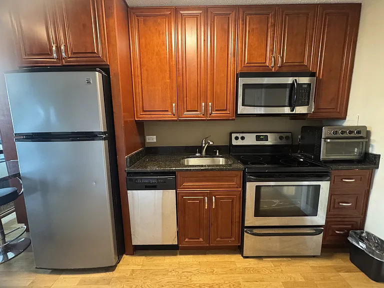 3600 N Lake Shore Dr #716 — Photo 4