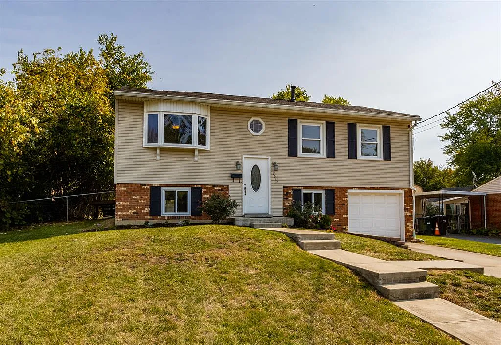 9872 Dunraven Dr photo 1