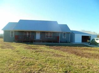 334 Melanie Ln, Irvington, KY 40146