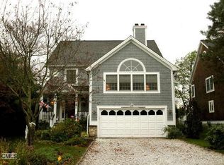 285 Old Dam Rd, Fairfield, CT 06824