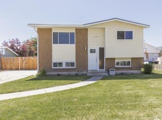 4486 S Butterfield St, Taylorsville, UT 84123