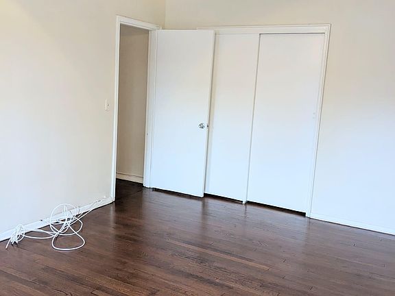 4th image of 284 Claremont Ave #B4-202